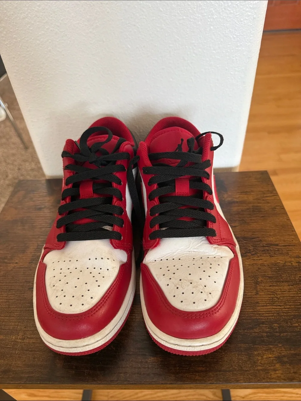 Nike Low-Top Sneakers in Red, White & Black